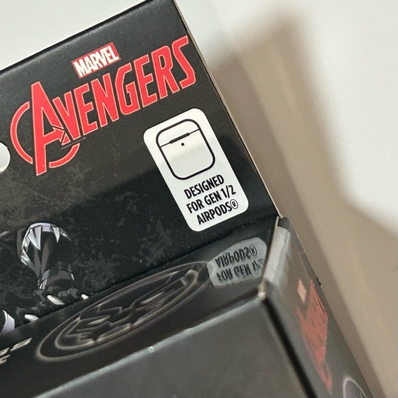 Marvel Avengers Black Panther True Wireless Earbud Case Cover - NIB - Picture 6 of 6
